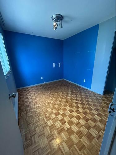 2 bedrooms apartment for rent in Laval — photo 9