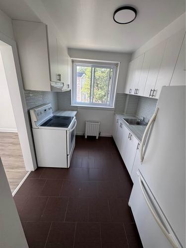 2 bedrooms apartment for rent in Sherbrooke — photo 3