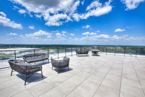 3 bedrooms apartment for rent in Laval — photo 21