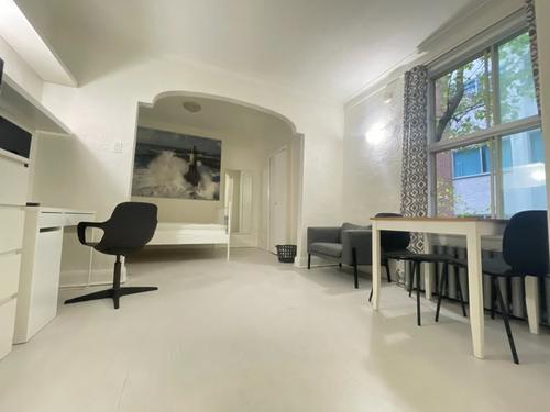 Studio à louer à Montreal - Le Plateau-Mont-Royal — photo 2