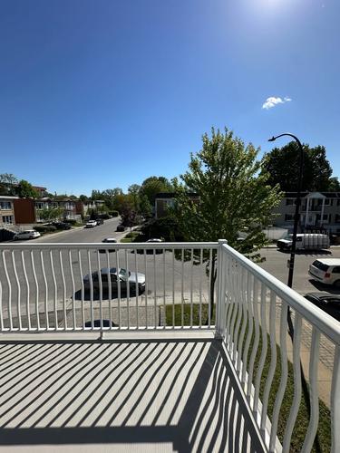 3 bedrooms apartment for rent in Montreal - Ahuntsic-Cartierville — photo 11