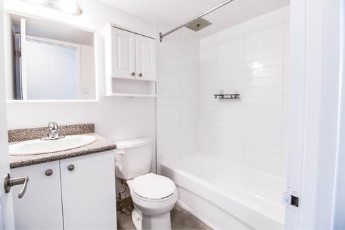 3 bedrooms apartment for rent in Montreal - Ville-Marie — photo 6
