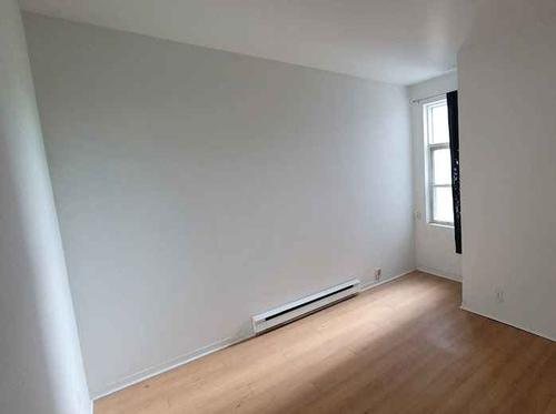 3 bedrooms apartment for rent in Montreal - Verdun — photo 8