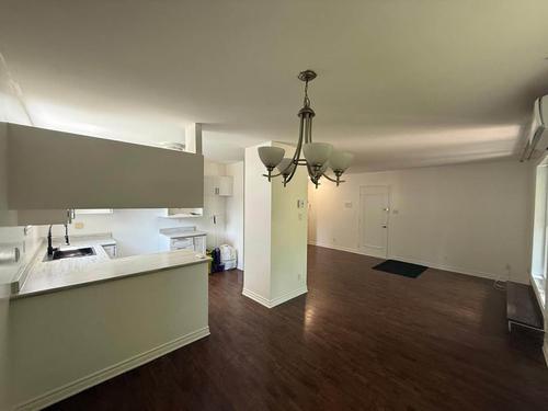 Appartement de 3 chambres à louer à Laval — photo 2