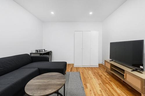 Appartement de 3 chambres à louer à Montreal - Ville-Marie — photo 4
