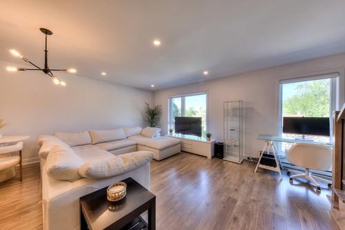 2 bedrooms apartment for rent in Laval — photo 12