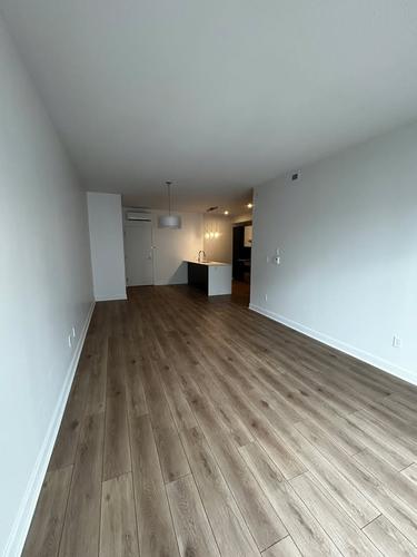 2 bedrooms apartment for rent in Laval — photo 3