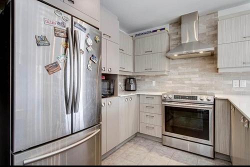 2 bedrooms apartment for rent in Laval — photo 15