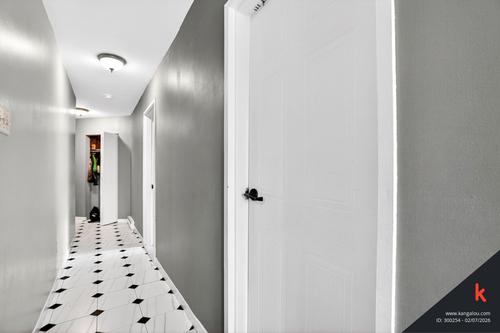 2 bedrooms apartment for rent in Laval — photo 7