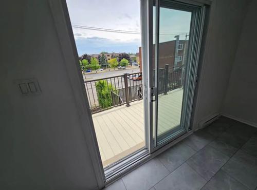 2 bedrooms apartment for rent in Laval — photo 3