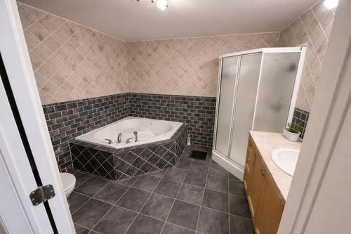 3 bedrooms apartment for rent in Laval — photo 8