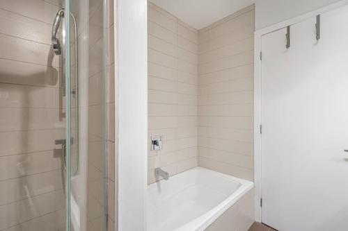2 bedrooms apartment for rent in Montreal - Ville-Marie — photo 8