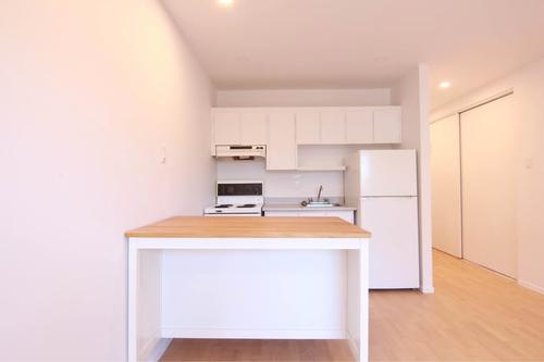 Studio for rent in Montreal - Côte-des-Neiges–Notre-Dame-de-Grâce — photo 3