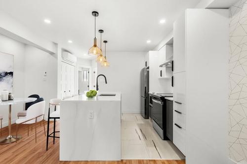 Appartement de 2 chambres à louer à Montreal - Ville-Marie — photo 2