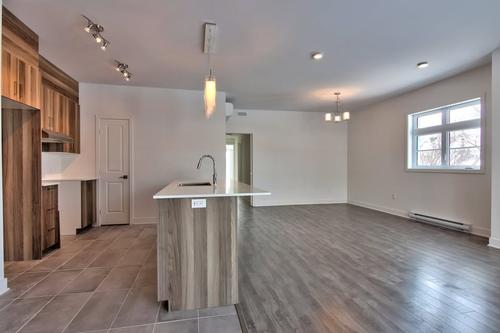 3 bedrooms apartment for rent in Laval — photo 3