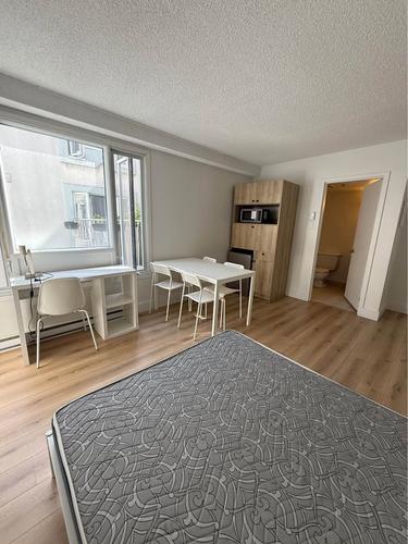 Studio à louer à Montreal - Mercier–Hochelaga-Maisonneuve — photo 3