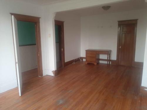 Appartement de 5 chambres à louer à Montreal - Villeray–Saint-Michel–Parc-Extension — photo 2