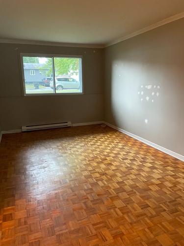 3 bedrooms apartment for rent in Laval — photo 2