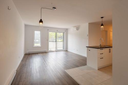 2 bedrooms apartment for rent in Québec - Les Rivières — photo 3