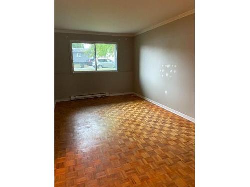 3 bedrooms apartment for rent in Laval — photo 3
