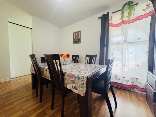 Appartement de 3 chambres à louer à Québec - Sainte-Foy–Sillery–Cap-Rouge — photo 4