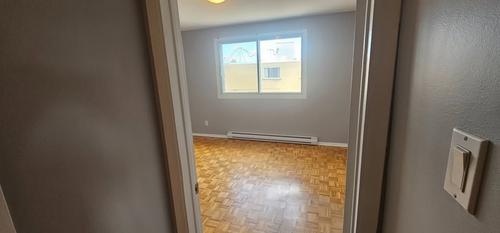 2 bedrooms apartment for rent in Laval — photo 7