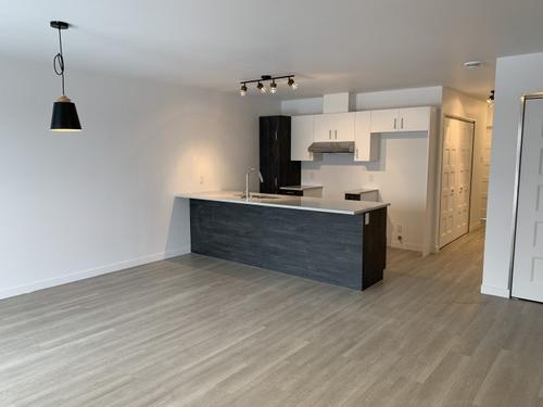 3 bedrooms apartment for rent in Sherbrooke — photo 9