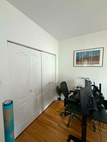 4 bedrooms apartment for rent in Montreal - Le Plateau-Mont-Royal — photo 8