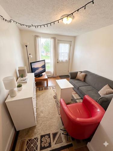 2 bedrooms apartment for rent in Sherbrooke — photo 2
