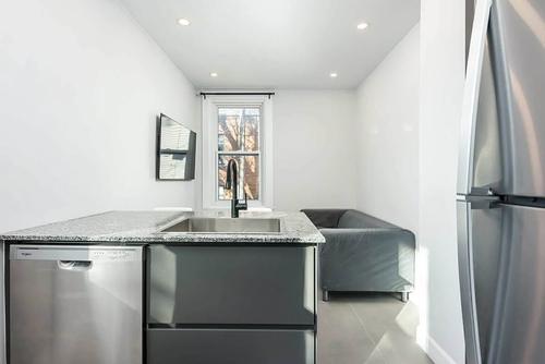 2 bedrooms apartment for rent in Montreal - Côte-des-Neiges–Notre-Dame-de-Grâce — photo 3