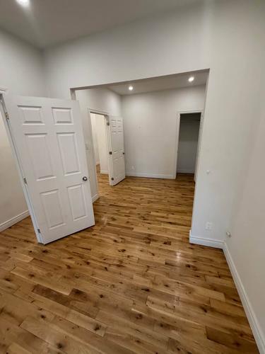2 bedrooms apartment for rent in Montreal - Ville-Marie — photo 11