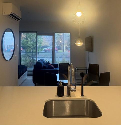 Studio for rent in Québec - Sainte-Foy–Sillery–Cap-Rouge — photo 2