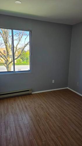 2 bedrooms apartment for rent in Laval — photo 2