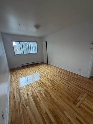 Appartement de 3 chambres à louer à Laval — photo 7