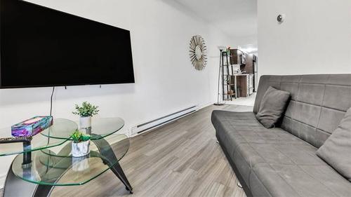 1 bedroom apartment for rent in Montreal - Ville-Marie — photo 4