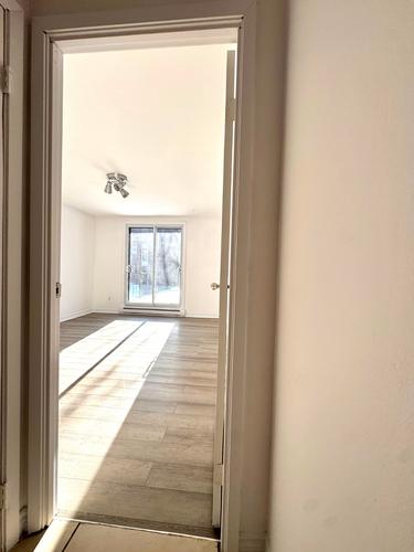 2 bedrooms apartment for rent in Montreal - Le Plateau-Mont-Royal — photo 13