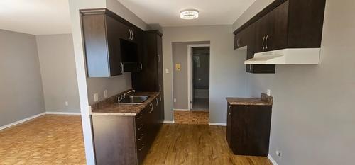 2 bedrooms apartment for rent in Laval — photo 2