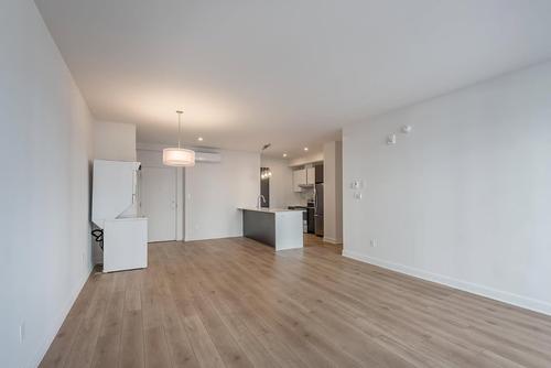 2 bedrooms apartment for rent in Laval — photo 2