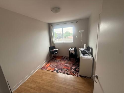 Appartement de 3 chambres à louer à Laval — photo 4