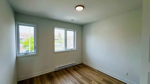 Appartement de 3 chambres à louer à Longueuil — photo 3