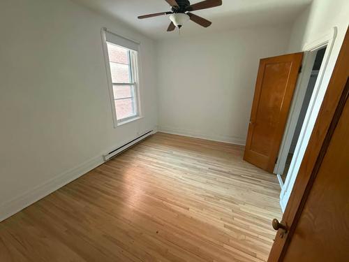 2 bedrooms apartment for rent in Montreal - Le Plateau-Mont-Royal — photo 3