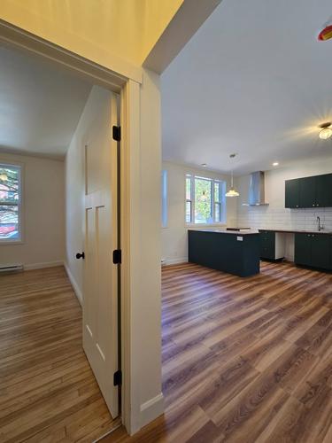 3 bedrooms apartment for rent in Sherbrooke — photo 2