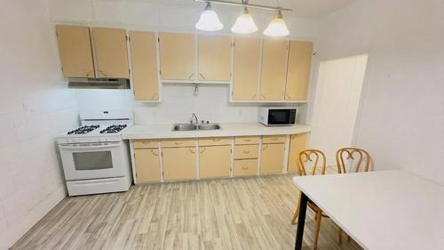3 bedrooms apartment for rent in Sherbrooke — photo 3