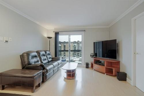 3 bedrooms apartment for rent in Laval — photo 4