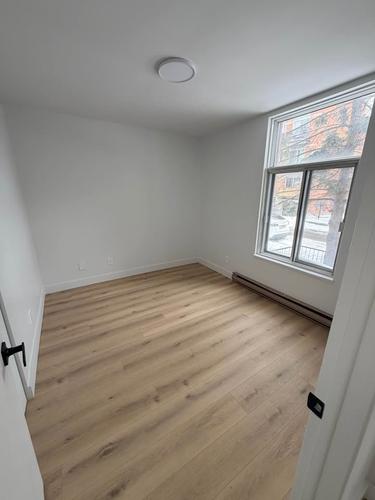 4 bedrooms apartment for rent in Montreal - Le Plateau-Mont-Royal — photo 3