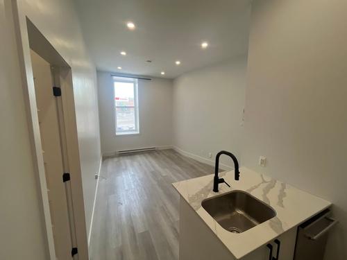 Studio for rent in Montreal - Ville-Marie — photo 7