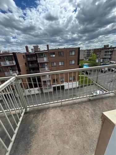 1 bedroom apartment for rent in Montreal - Saint-Laurent — photo 10