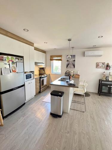 Appartement de 3 chambres à louer à Longueuil — photo 2