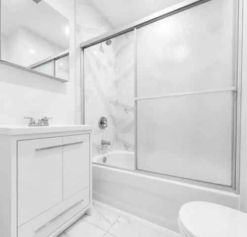 4 bedrooms apartment for rent in Montreal - Le Plateau-Mont-Royal — photo 6