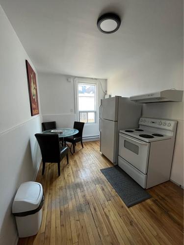 2 bedrooms apartment for rent in Montreal - Le Plateau-Mont-Royal — photo 3